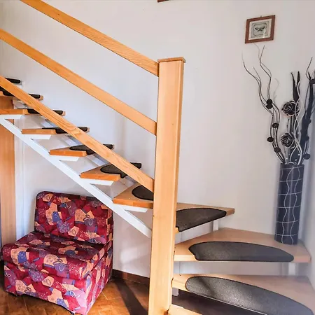 Jure Apartament Makarska