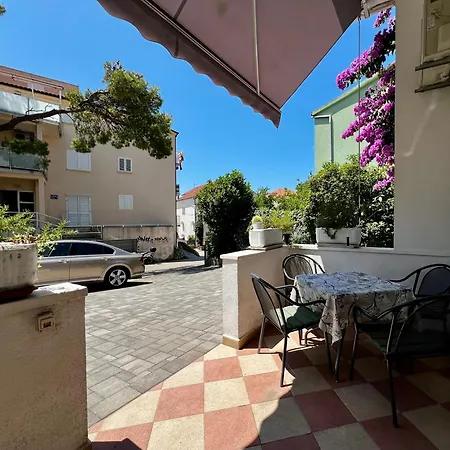 Jure Apartman Makarska